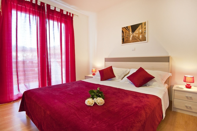 Imagen de la habitación del Apartamentos California, Dubrovnik. Foto 5