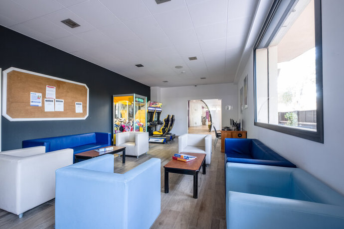 Imagen de los interiores del Apartamentos California, Salou. Foto 16