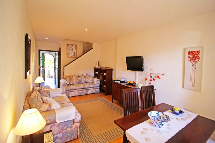 Imagen general del Apartamentos Calpe Puerto Blanco 3000. Foto 6