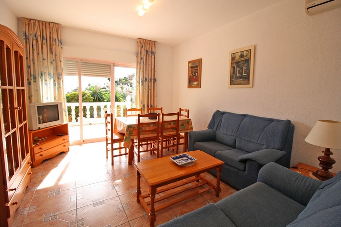 Imagen general del Apartamentos Calpe Puerto Blanco 3000. Foto 15