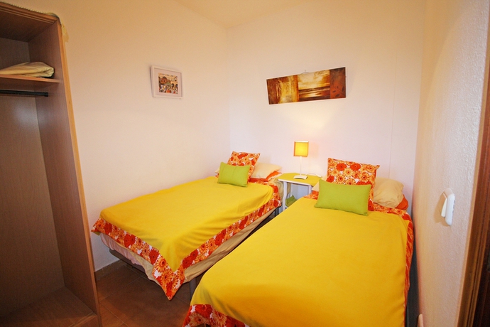 Imagen general del Apartamentos Calpe Puerto Blanco 3000. Foto 19