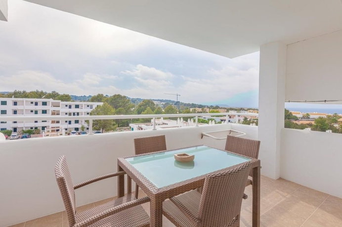 Imagen de la habitación del Apartamentos Camelina Suites. Foto 16