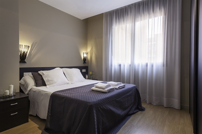 Imagen de la habitación del Apartamentos Camp Nou. Foto 10
