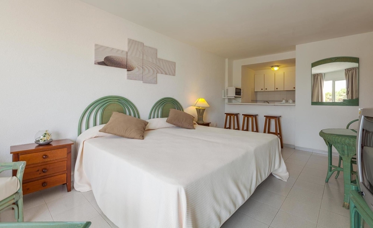 Imagen de la habitación del Apartamentos Can Salia. Foto 7