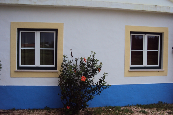 Imagen de los exteriores del Apartamentos Canal da Agua. Foto 11