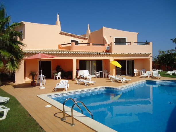 Imagen de la piscina del Apartamentos Canavial I and Ii Apartments. Foto 12