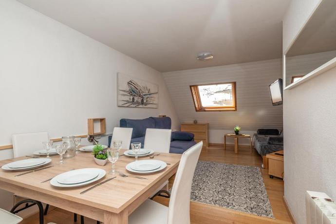 Imagen de la habitación del Apartamentos Canillo Pie De Pistas 3000. Foto 13