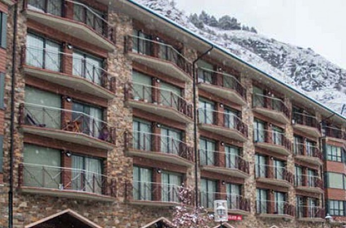 Imagen general del Apartamentos Canillo Pie De Pistas 3000. Foto 2