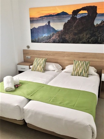 Imagen de la habitación del Apartamentos Canteras Suites. Foto 6