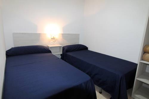 Imagen de la habitación del Apartamentos Caños Costa. Foto 2