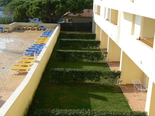 Imagen de los exteriores del Apartamentos Caños De Meca. Foto 6