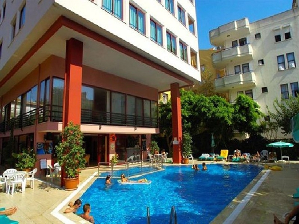 Imagen general del Apartamentos Caprice Apart Hotel. Foto 6