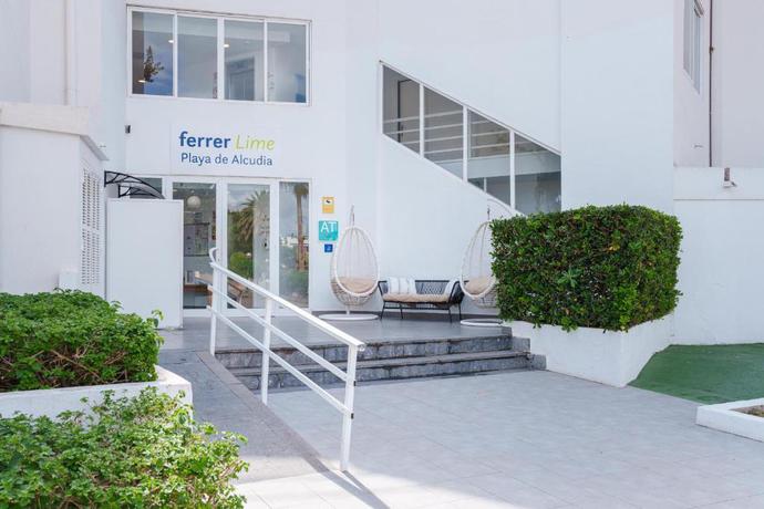 Imagen de los interiores del Apartamentos Caprice Playa de Alcudia. Foto 10