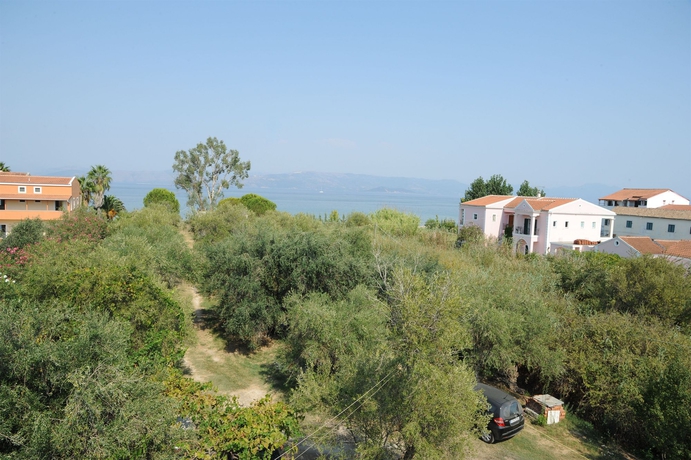 Imagen de los exteriores del Apartamentos Captain's Studios and Apartments. Foto 2