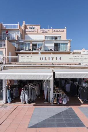 Imagen general del Apartamentos Carihuela Beach. Foto 4