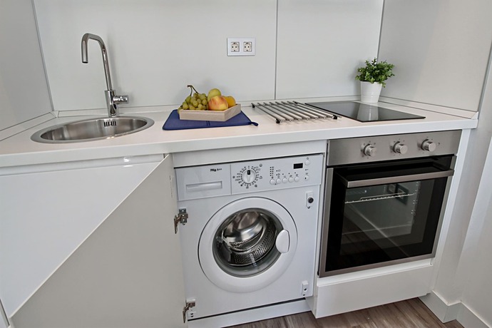 Imagen de la habitación del Apartamentos Carihuela Suites. Foto 5