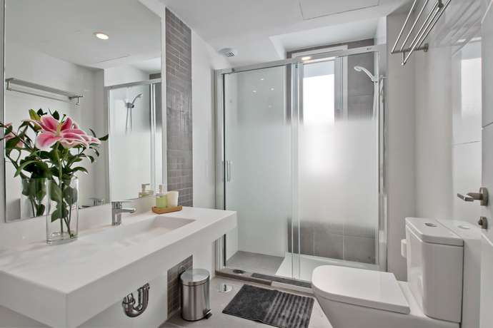 Imagen de la habitación del Apartamentos Carihuela Suites. Foto 14