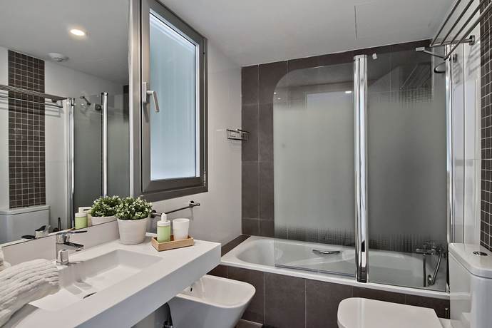 Imagen de la habitación del Apartamentos Carihuela Suites. Foto 16