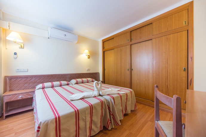 Imagen de la habitación del Apartamentos Carlos V, Alcudia. Foto 12