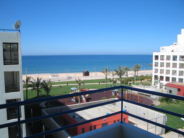 Imagen de los exteriores del Apartamentos Carteia. Foto 7