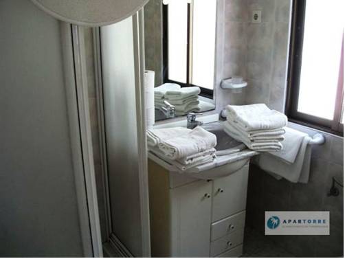 Imagen de la habitación del Apartamentos Casa Blanca, Torremolinos. Foto 11