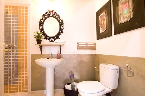 Imagen general del Apartamentos Casa Coquillat. Foto 8