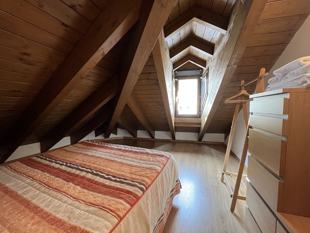 Imagen de la habitación del Apartamentos Casa Damián del Baile. Foto 17