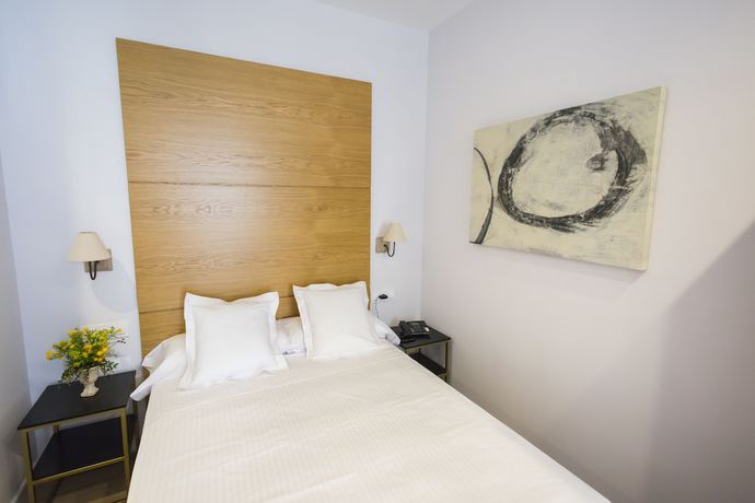 Imagen de la habitación del Apartamentos Casa De La Merced Suites. Foto 10