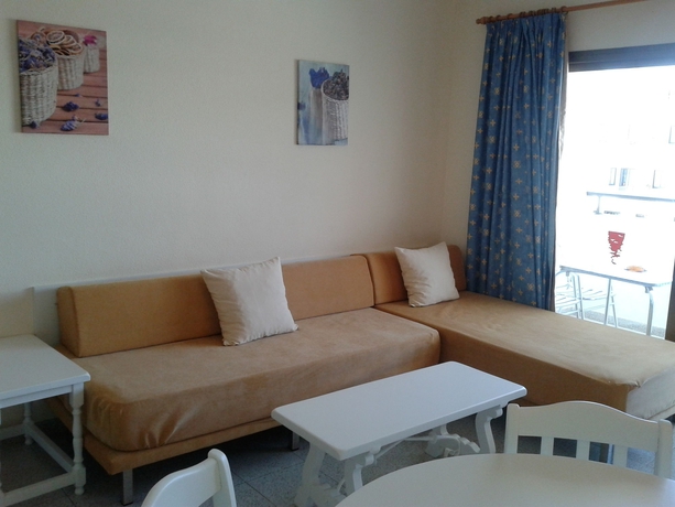 Imagen de los interiores del Apartamentos Casa Luis. Foto 10