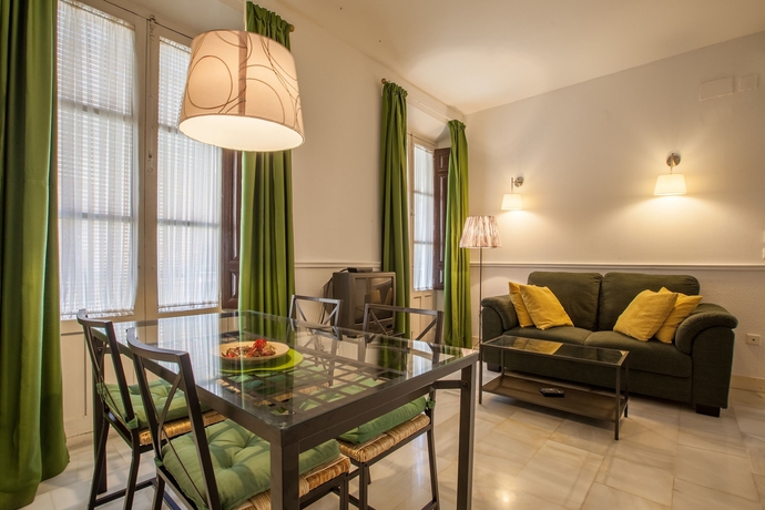 Imagen de la habitación del Apartamentos Casa Montalbán Apartamentos Turísticos. Foto 11