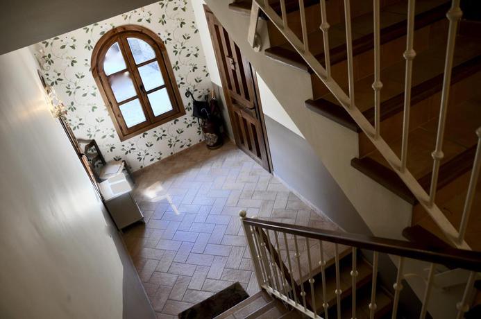 Imagen de los interiores del Apartamentos Casa Montse. Foto 8