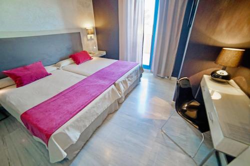 Imagen de la habitación del Apartamentos Casama&iuml;a Apartments Affiliated By Meli&aacute;. Foto 4