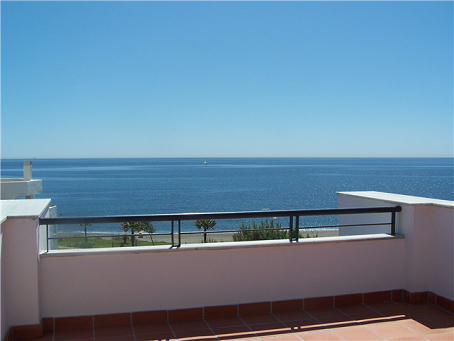 Imagen de los interiores del Apartamentos Casas Del Mar Boutique. Foto 9