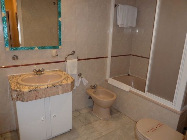 Imagen de la habitación del Apartamentos Casinomar. Foto 3