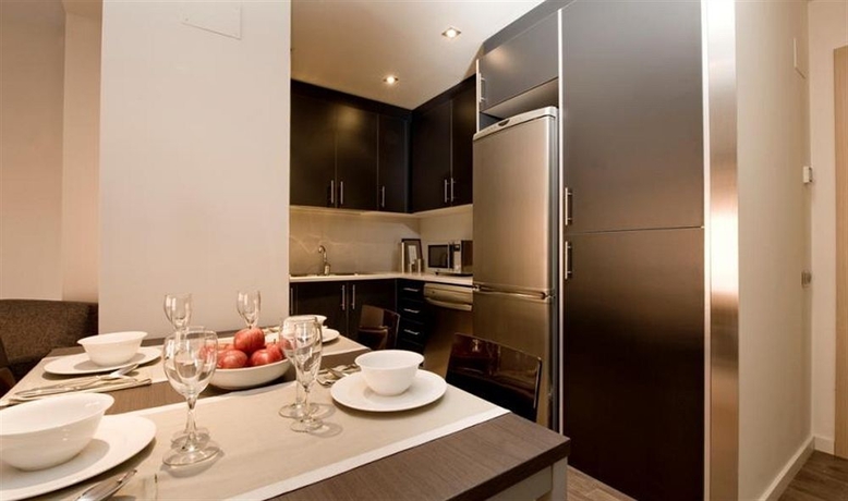 Imagen de la habitación del Apartamentos Casp74 Apartments. Foto 3