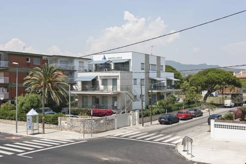 Imagen general del Apartamentos Castellmar. Foto 16