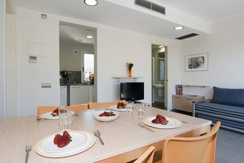 Imagen general del Apartamentos Castellmar. Foto 12