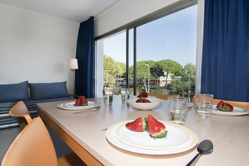 Imagen general del Apartamentos Castellmar. Foto 15