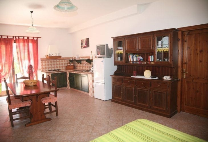 Imagen de la habitación del Apartamentos Castelsardo. Foto 7
