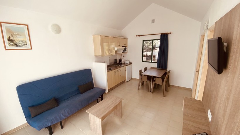 Imagen de la habitación del Apartamentos Casthotels Fuertesol Bungalows. Foto 7