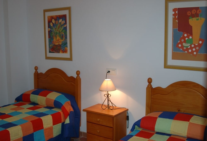 Imagen de la habitación del Apartamentos Castillo de Zalia Conjunto Rural. Foto 10