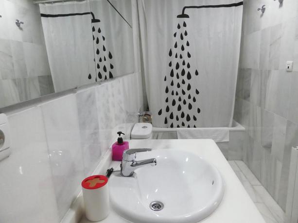 Imagen general del Apartamentos Catedral Plaza 3000. Foto 6