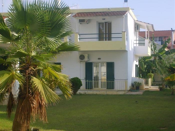 Imagen general del Apartamentos Cavo D' Oro Complex. Foto 9