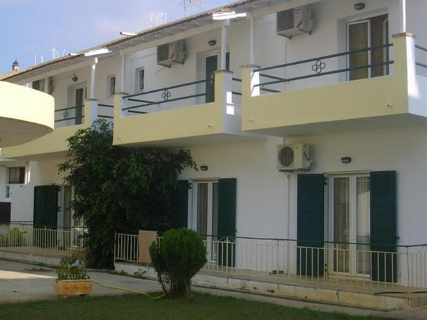 Imagen general del Apartamentos Cavo D' Oro Complex. Foto 10