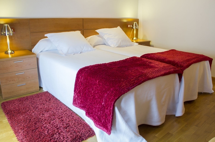 Imagen de la habitación del Apartamentos Ceán Bermúdez. Foto 4