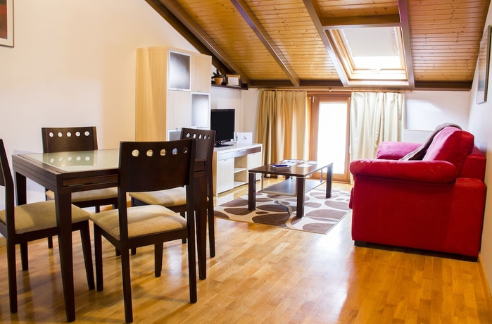 Imagen de la habitación del Apartamentos Ceán Bermúdez. Foto 13