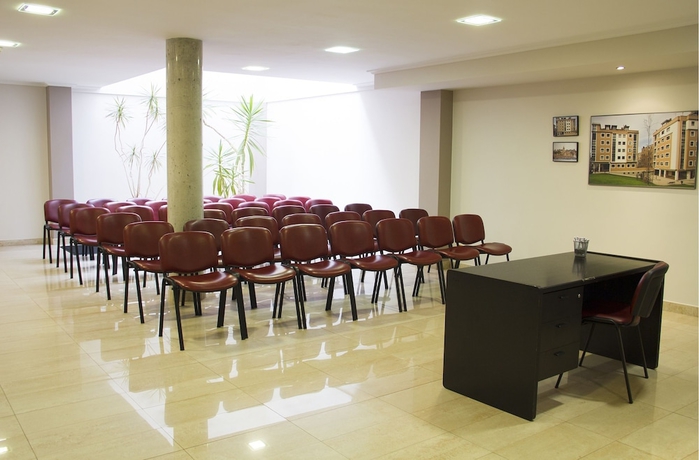 Imagen de los interiores del Apartamentos Ceán Bermúdez. Foto 19