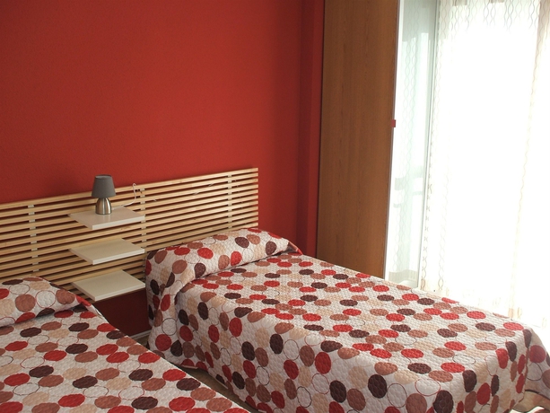 Imagen de la habitación del Apartamentos Cenachero. Foto 3