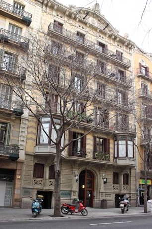 Imagen general del Apartamentos Central Apartments Barcelona. Foto 4