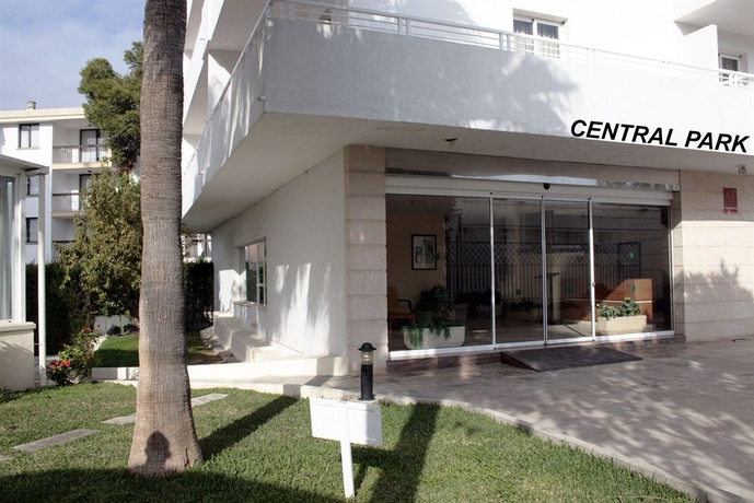 Imagen general del Apartamentos Central Park, Playa de Muro. Foto 2